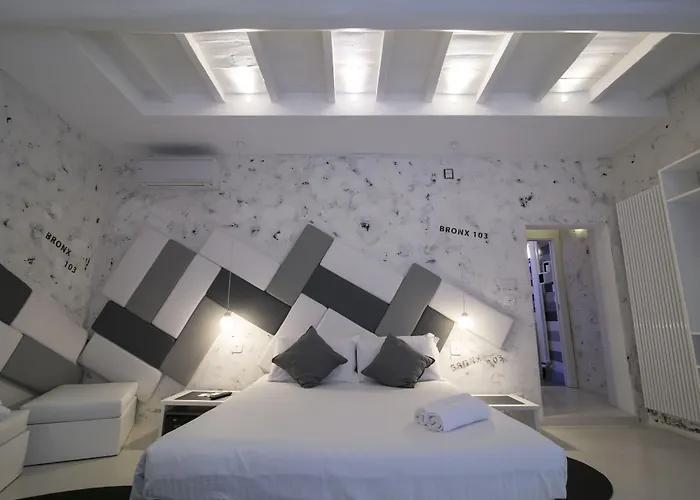 Guest house Design&art Pie' - Elegant Near The Pantheon, Calm &