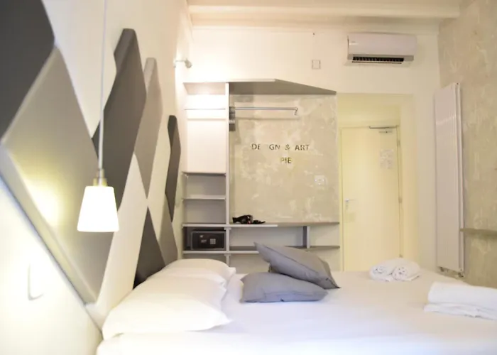 Design&art Pie' - Elegant Near The Pantheon, Calm & Guest house