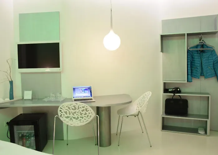 Guest house Design&art Pie' - Elegant Near The Pantheon, Calm &