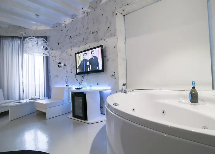 Guest house Design&art Pie' - Elegant Near The Pantheon, Calm &