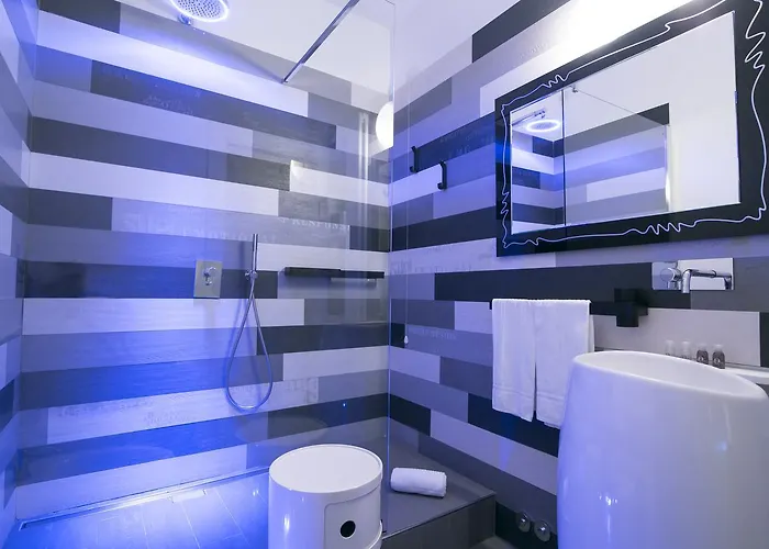 Design&art Pie' - Elegant Near The Pantheon, Calm & Guest house 4*