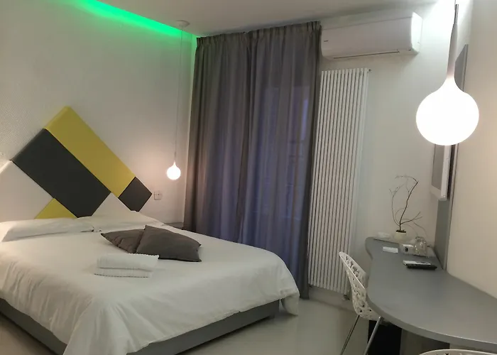 Design&art Pie' - Elegant Near The Pantheon, Calm & Guest house